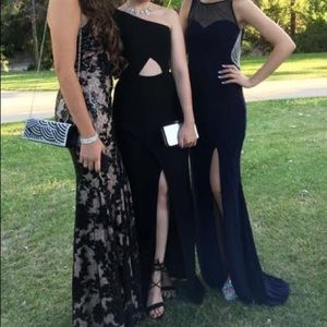 Kauri One-Shoulder Gown